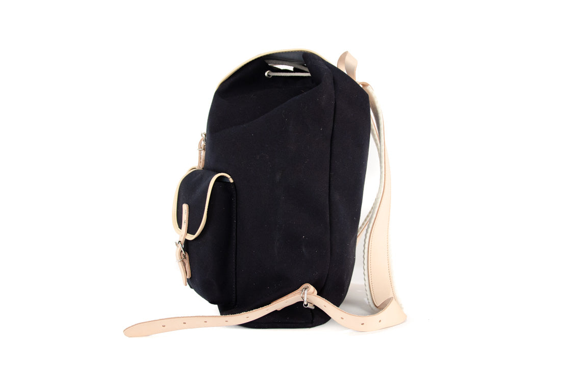 RU137DEPL cotton backpack black with light trim