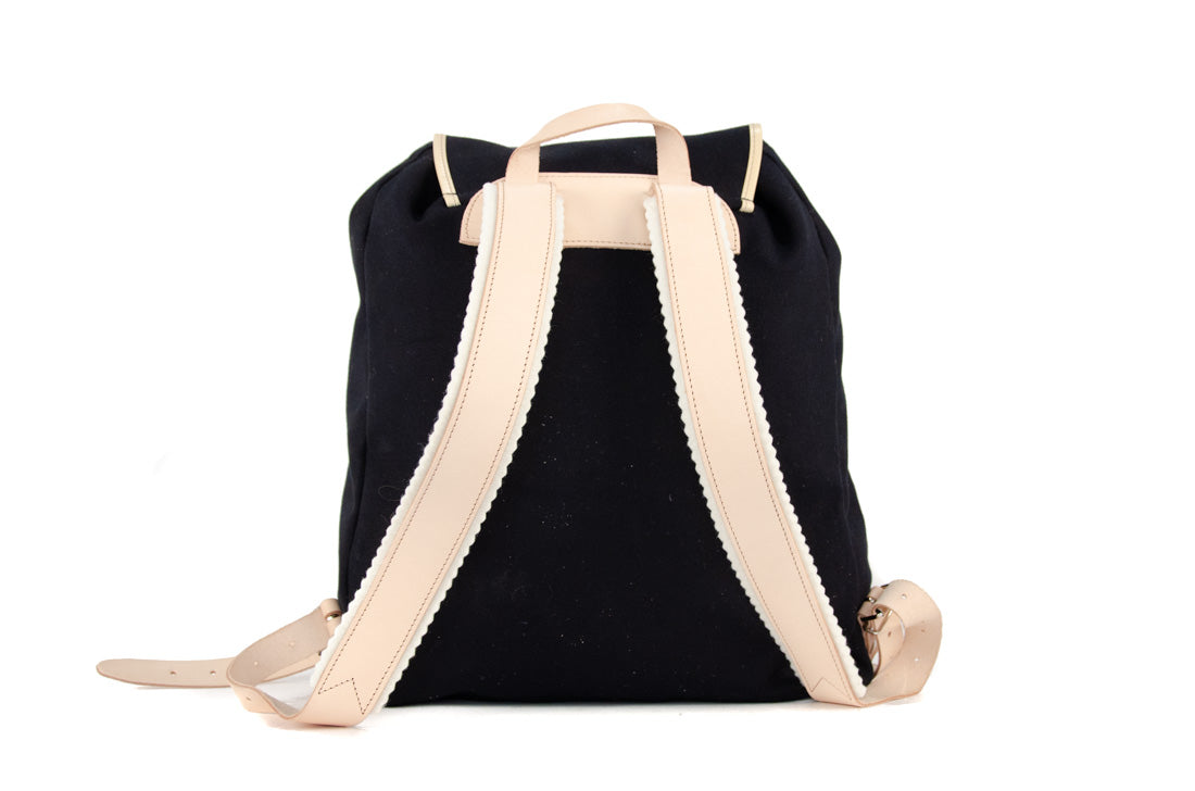 RU137DEPL cotton backpack black with light trim