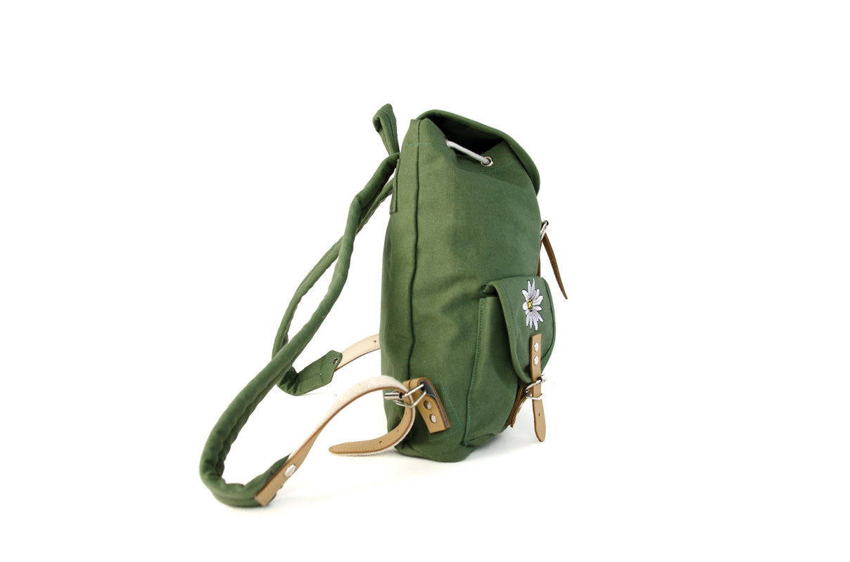 RU1379 Edelweiss Wander- u. City-Rucksack ca 8 L Oliv